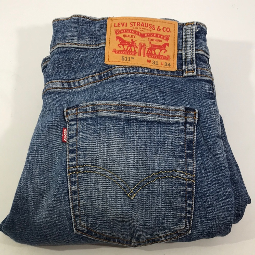 Levi’s 511 straight leg jeans medium wash zip 31/34